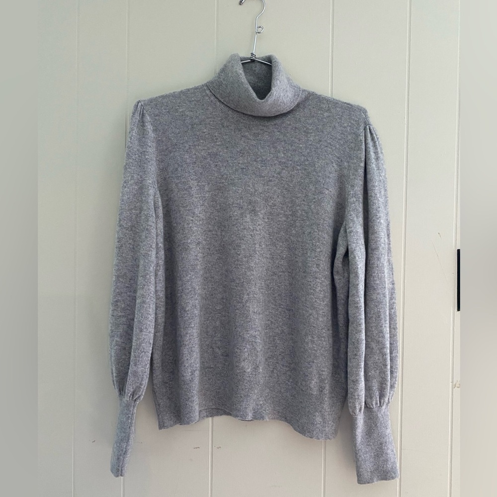 Ralph Lauren Gray Ribbed Knit Turtleneck Sweater